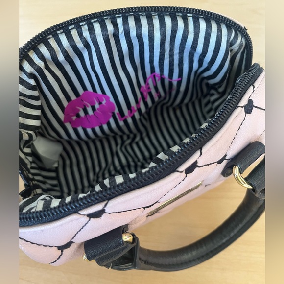 Y2K Luv Betsey by Betsey Johnson mini - Picture 6 of 6
